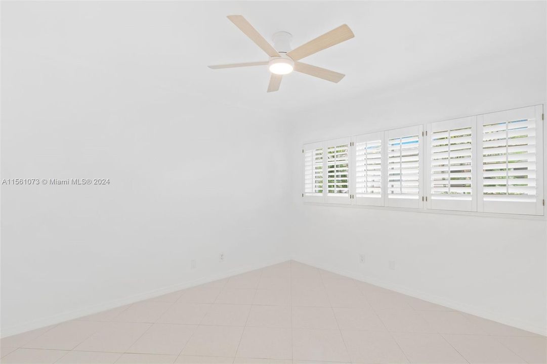 Recently Rented: $3,800 (2 beds, 2 baths, 1500 Square Feet)