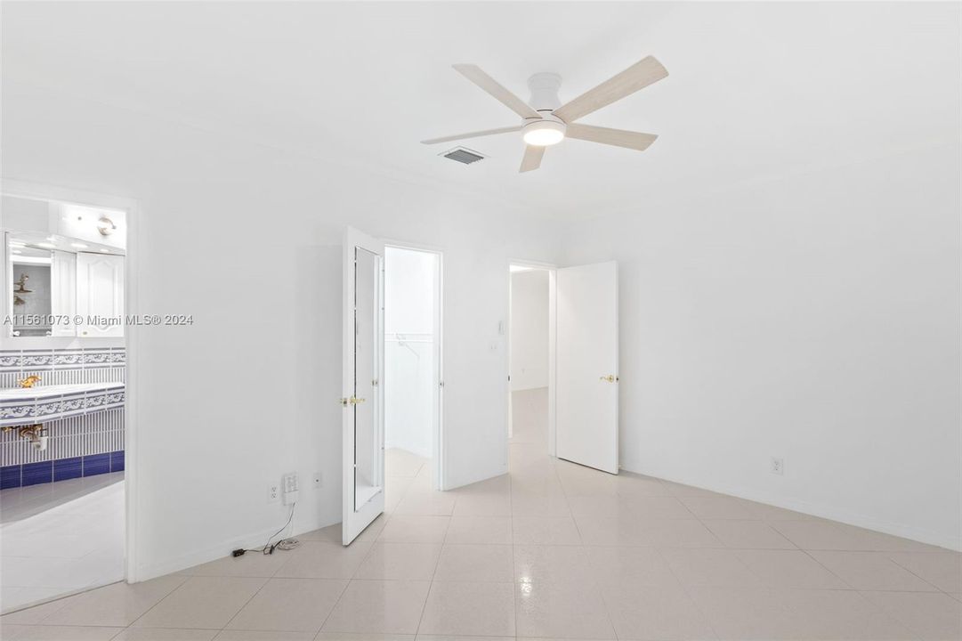 Recently Rented: $3,800 (2 beds, 2 baths, 1500 Square Feet)