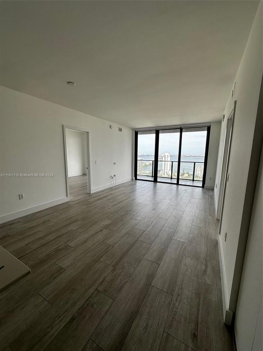 Recently Rented: $4,600 (2 beds, 2 baths, 1081 Square Feet)