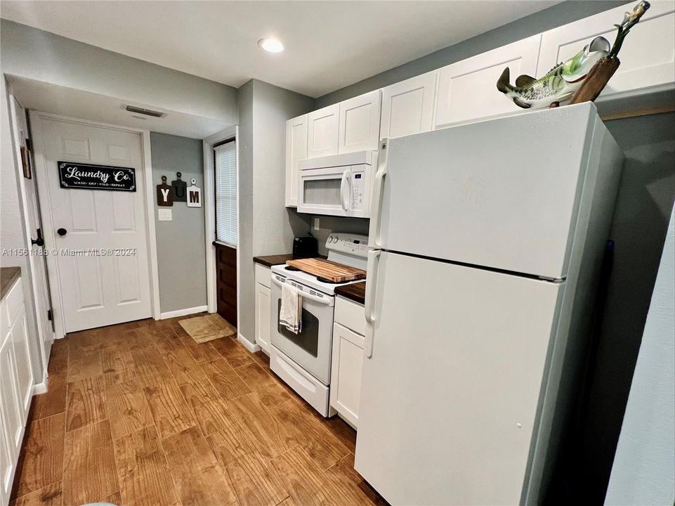 For Rent: $2,500 (3 beds, 2 baths, 1529 Square Feet)