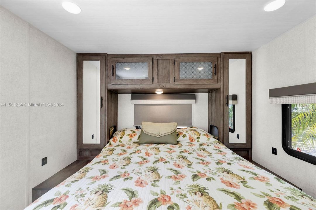 En Venta: $380,000 (2 camas, 1 baños, 304 Pies cuadrados)