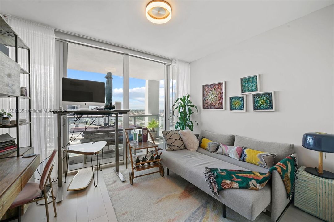 最近租的: $7,500 (2 贝兹, 2 浴室, 1035 平方英尺)