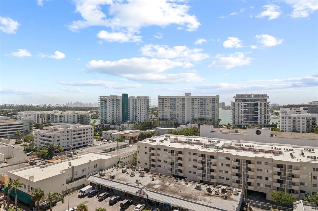 最近租的: $7,500 (2 贝兹, 2 浴室, 1035 平方英尺)