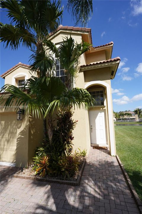 Active With Contract: $5,300 (4 beds, 2 baths, 2196 Square Feet)