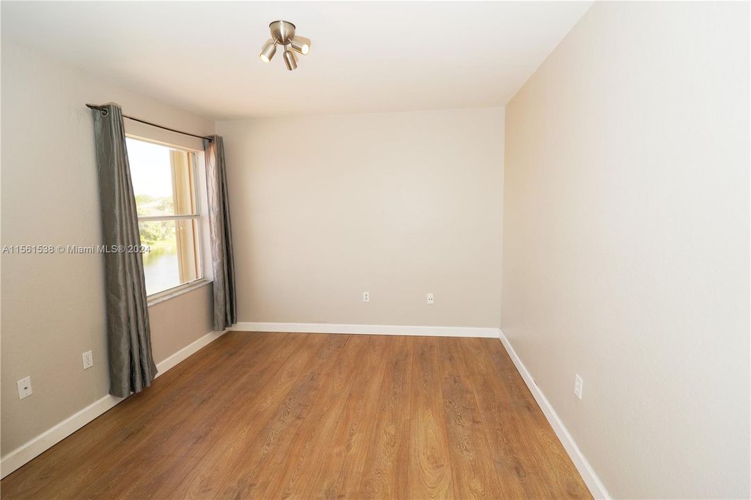 Active With Contract: $5,300 (4 beds, 2 baths, 2196 Square Feet)