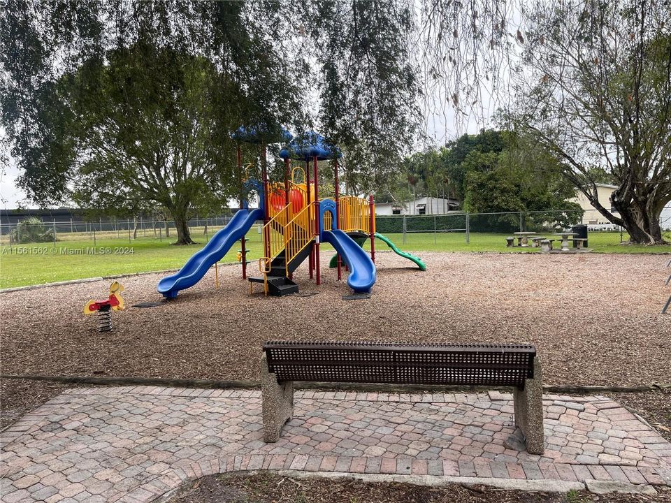 KIDS PARK