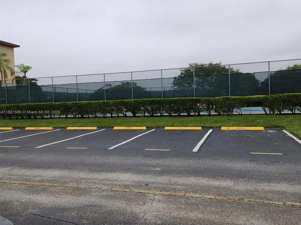 Tennis court next door has lots of guest parking