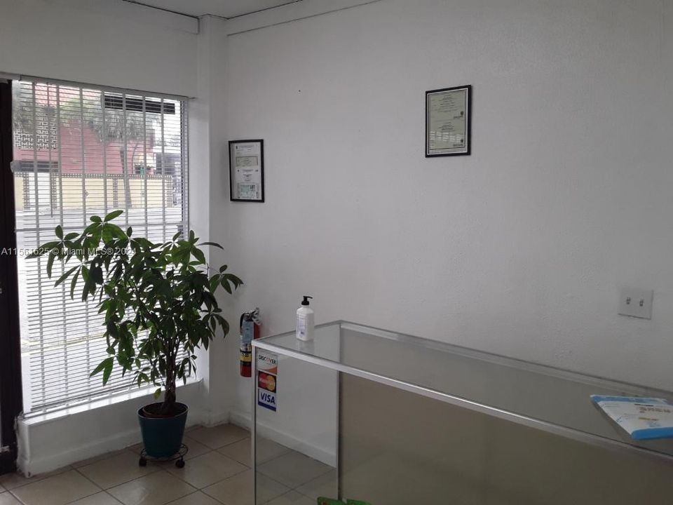 Недавно арендовано: $1,250 (0 спален, 0 ванн, 0 Квадратных фут)