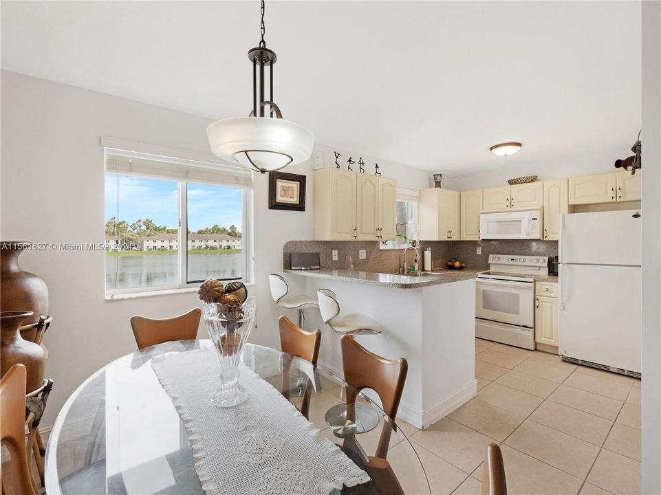 Active With Contract: $253,000 (3 beds, 2 baths, 1024 Square Feet)