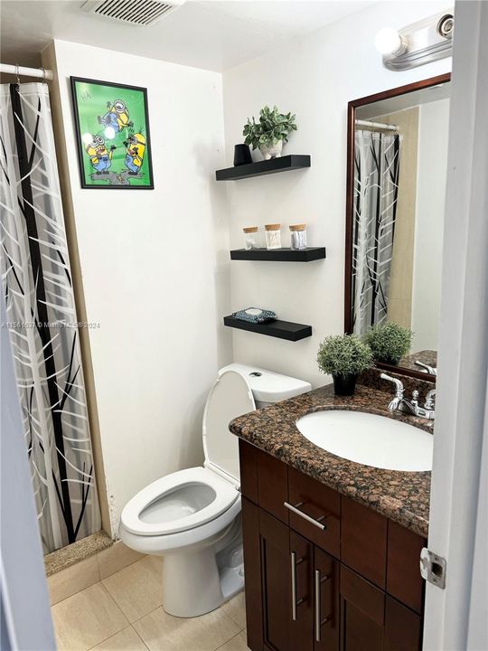 Recently Sold: $335,000 (3 beds, 3 baths, 1360 Square Feet)