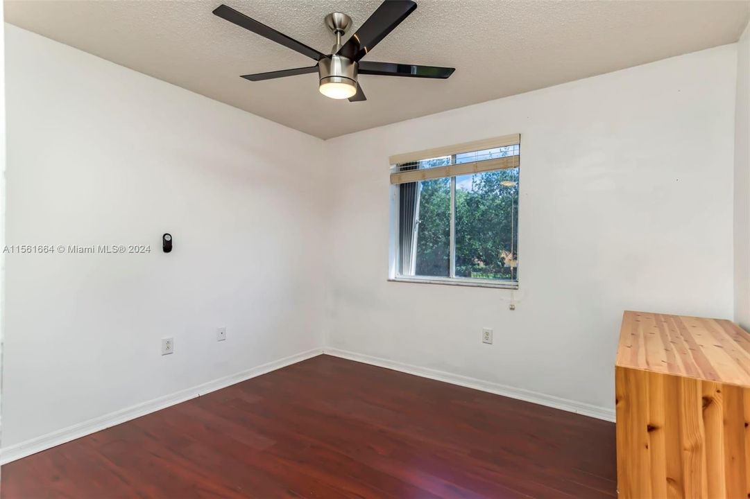 Active With Contract: $525,000 (3 beds, 2 baths, 1820 Square Feet)