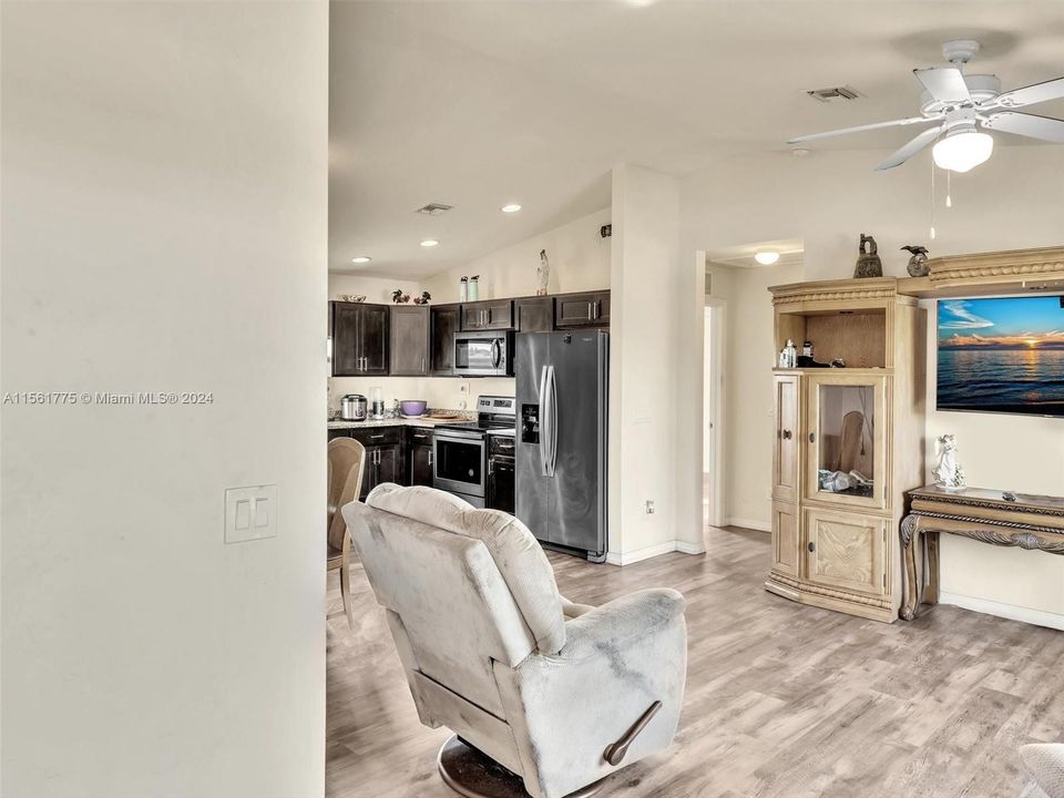 For Sale: $285,000 (3 beds, 2 baths, 0 Square Feet)