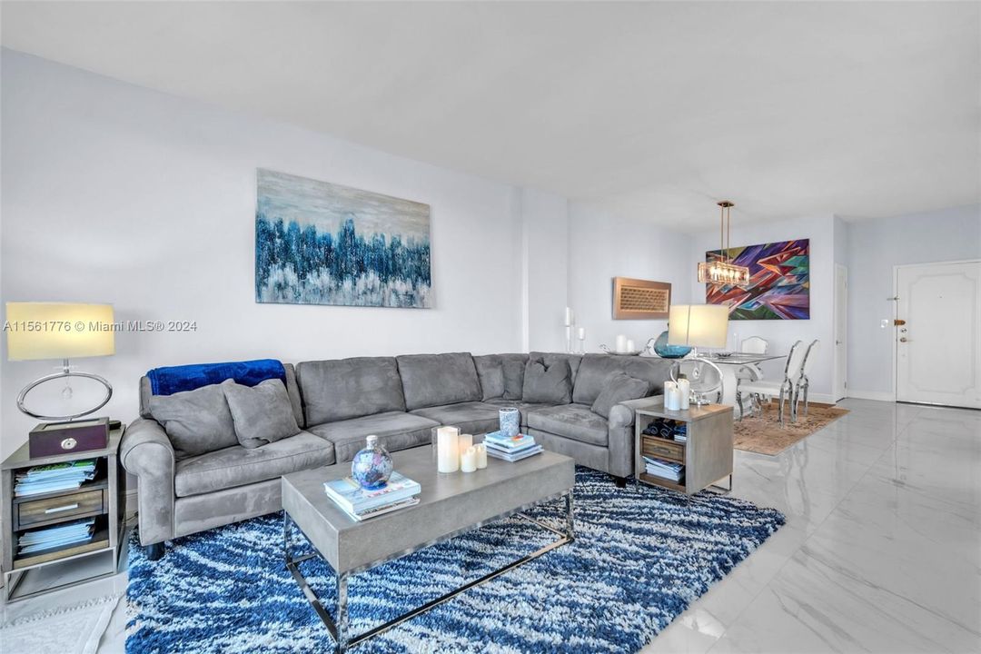 For Sale: $599,000 (2 beds, 2 baths, 1400 Square Feet)