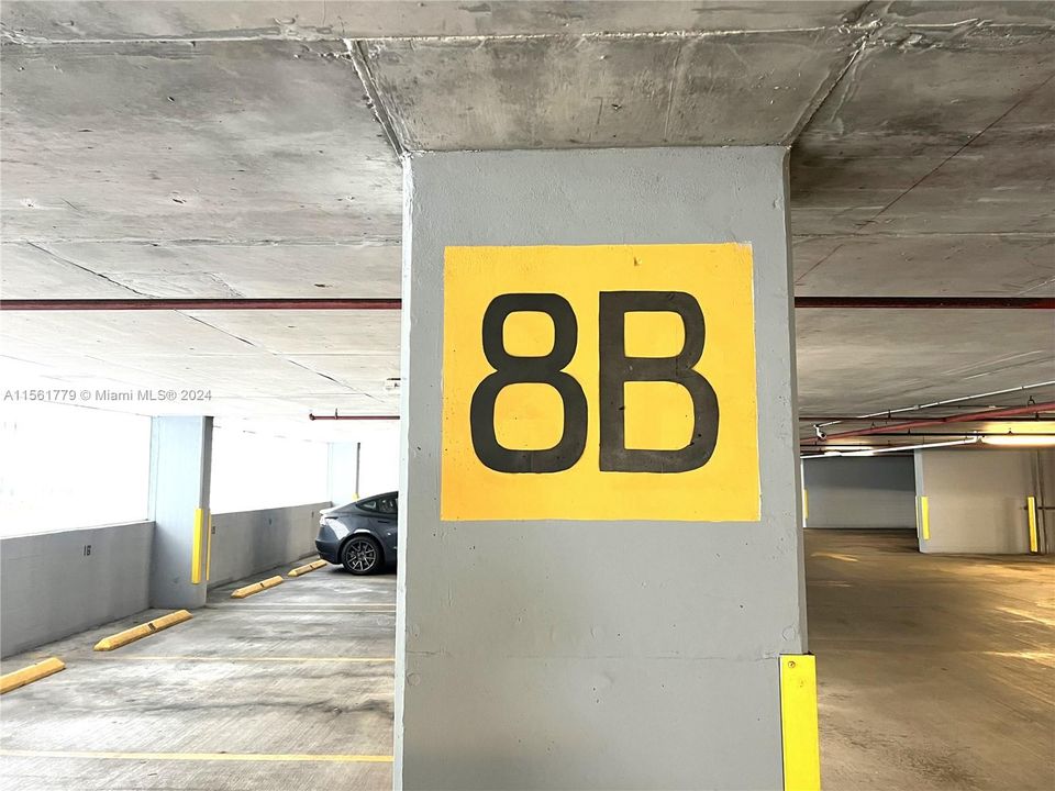 Parking space 8B 25