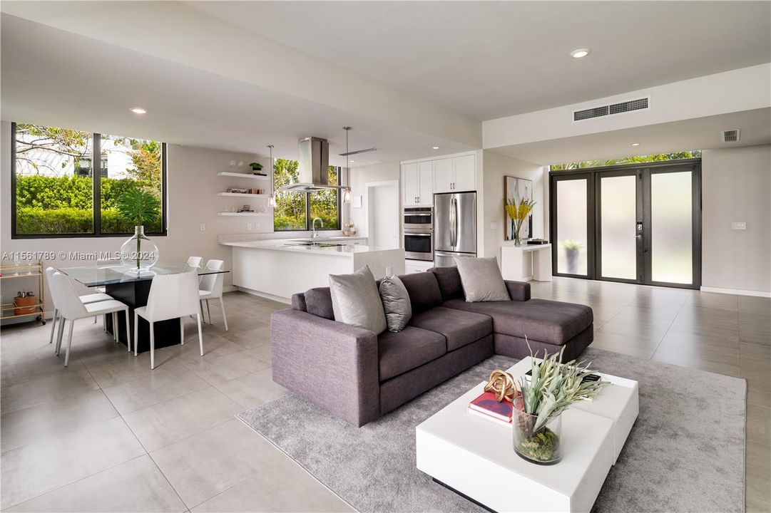 Recently Sold: $1,750,000 (3 beds, 3 baths, 2220 Square Feet)