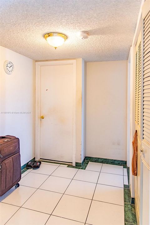 For Sale: $135,000 (2 beds, 2 baths, 1185 Square Feet)