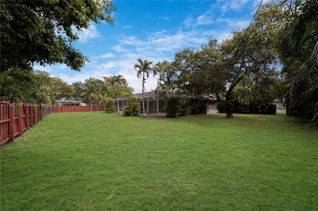 For Sale: $995,000 (3 beds, 2 baths, 2158 Square Feet)