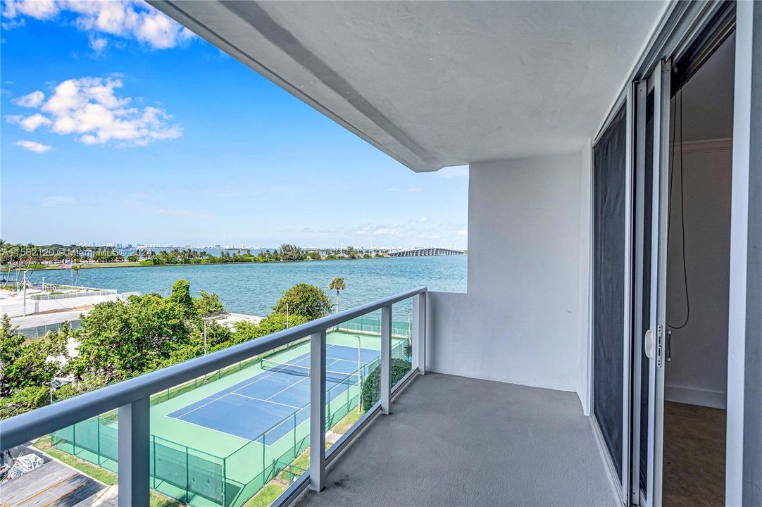 Recently Rented: $1,800 (0 beds, 1 baths, 440 Square Feet)