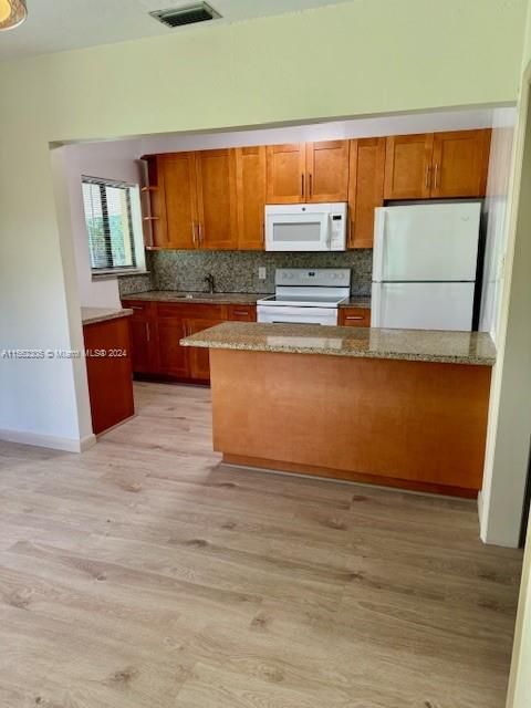 Recently Rented: $3,600 (4 beds, 2 baths, 1301 Square Feet)