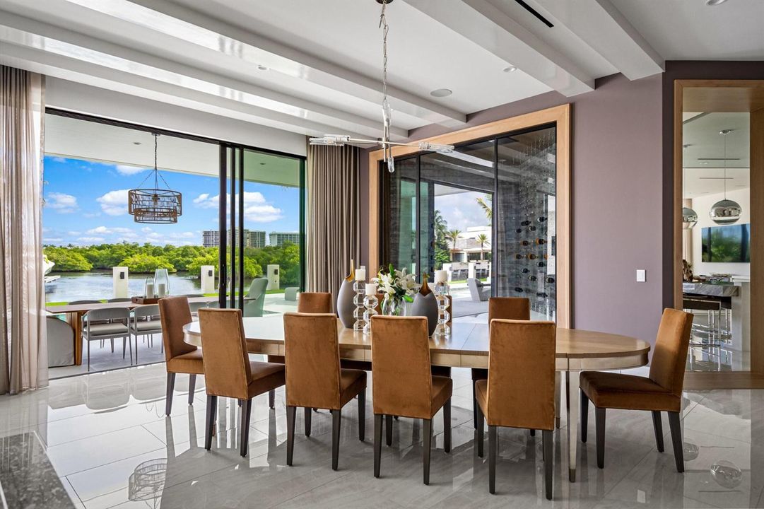 mls_DINING_ROOM