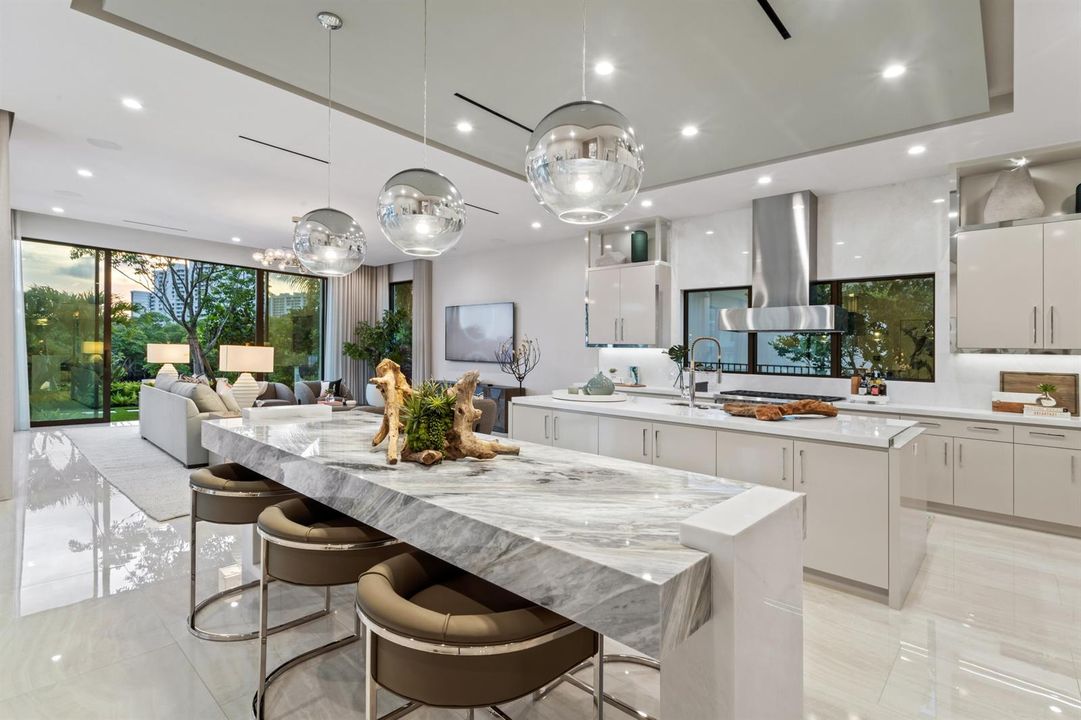 mls_KITCHEN_RIGHT
