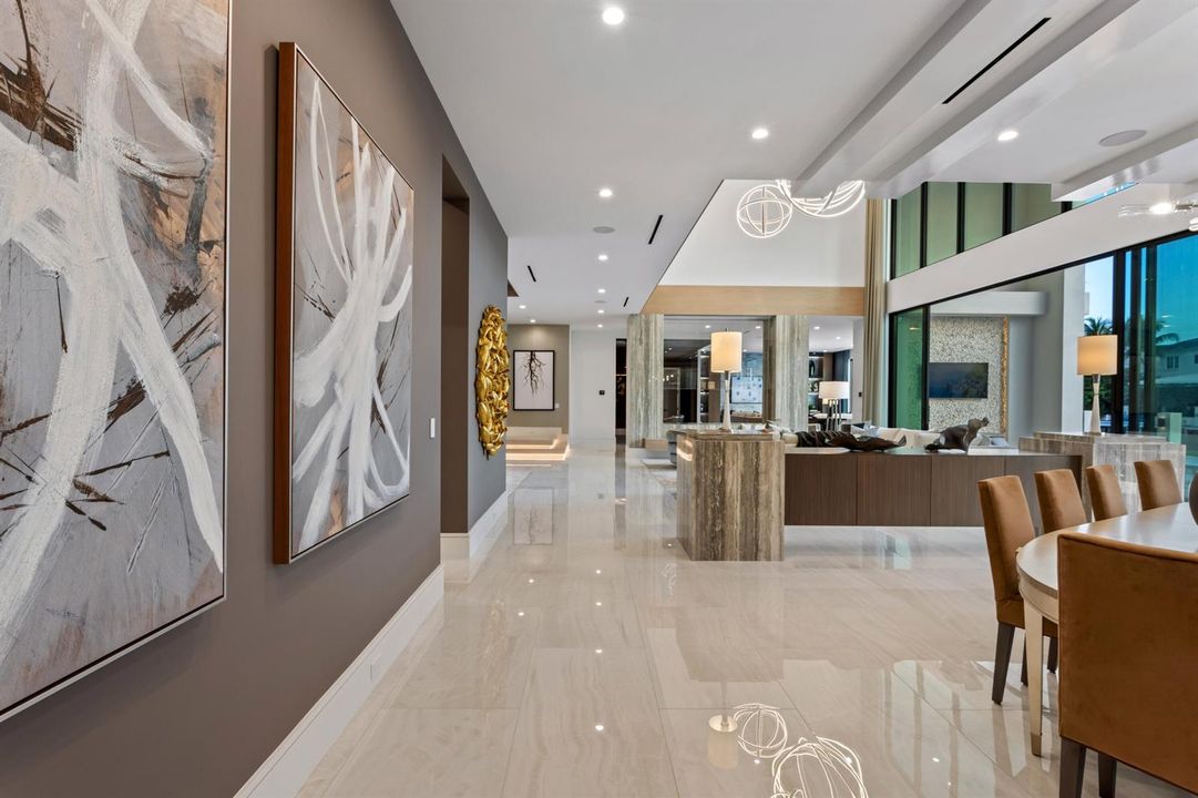 mls_HALLWAY_STRAIGHT