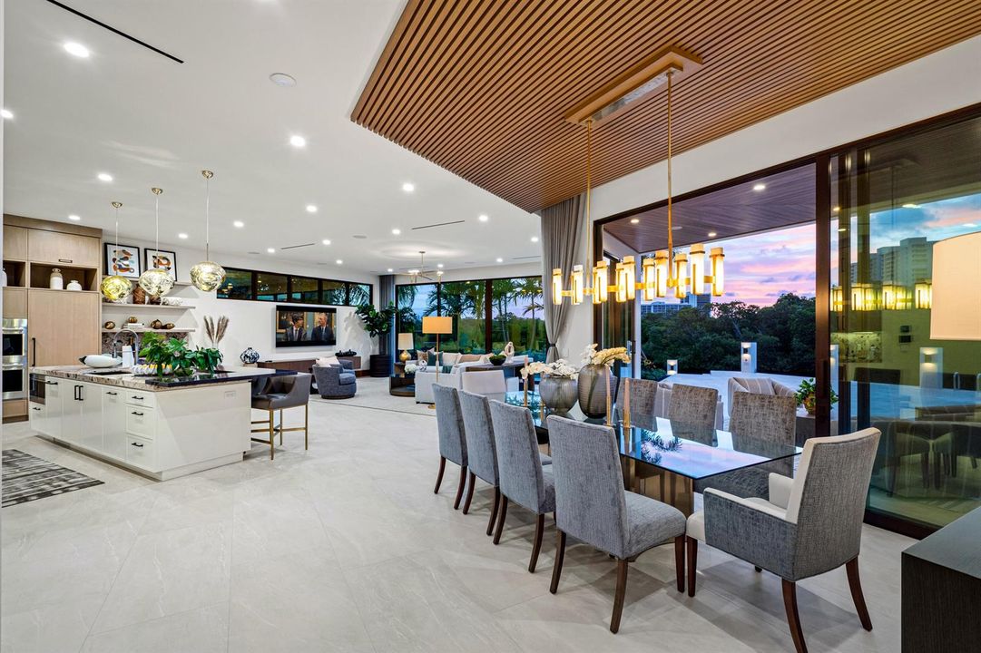 mls_DINING_TO_FAMILY_ROOM_SUNSET