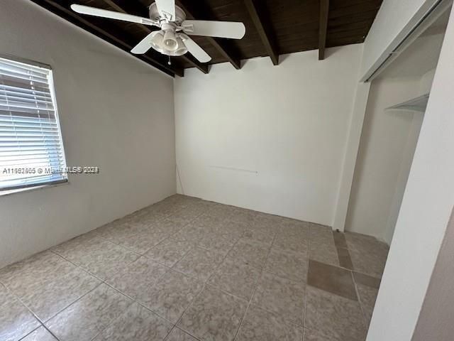 Active With Contract: $2,400 (2 beds, 2 baths, 918 Square Feet)