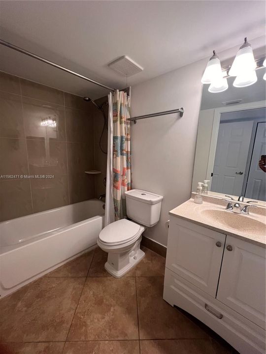 Recently Rented: $2,750 (2 beds, 2 baths, 1054 Square Feet)