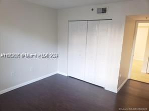 For Rent: $2,900 (3 beds, 2 baths, 1268 Square Feet)