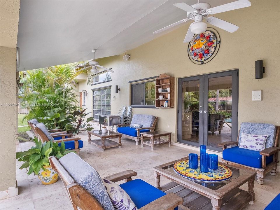 Recently Sold: $1,650,000 (4 beds, 3 baths, 3290 Square Feet)