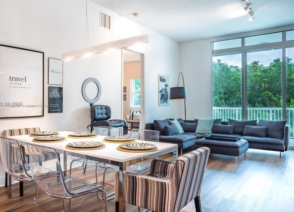 Recently Rented: $3,000 (2 beds, 2 baths, 1603 Square Feet)