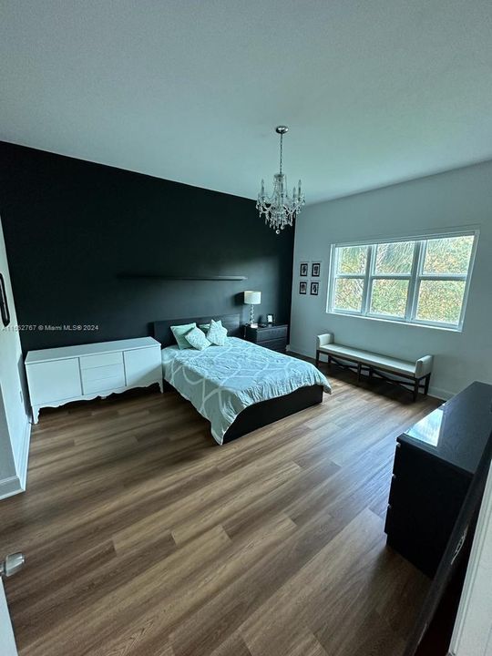 Recently Rented: $3,000 (2 beds, 2 baths, 1603 Square Feet)