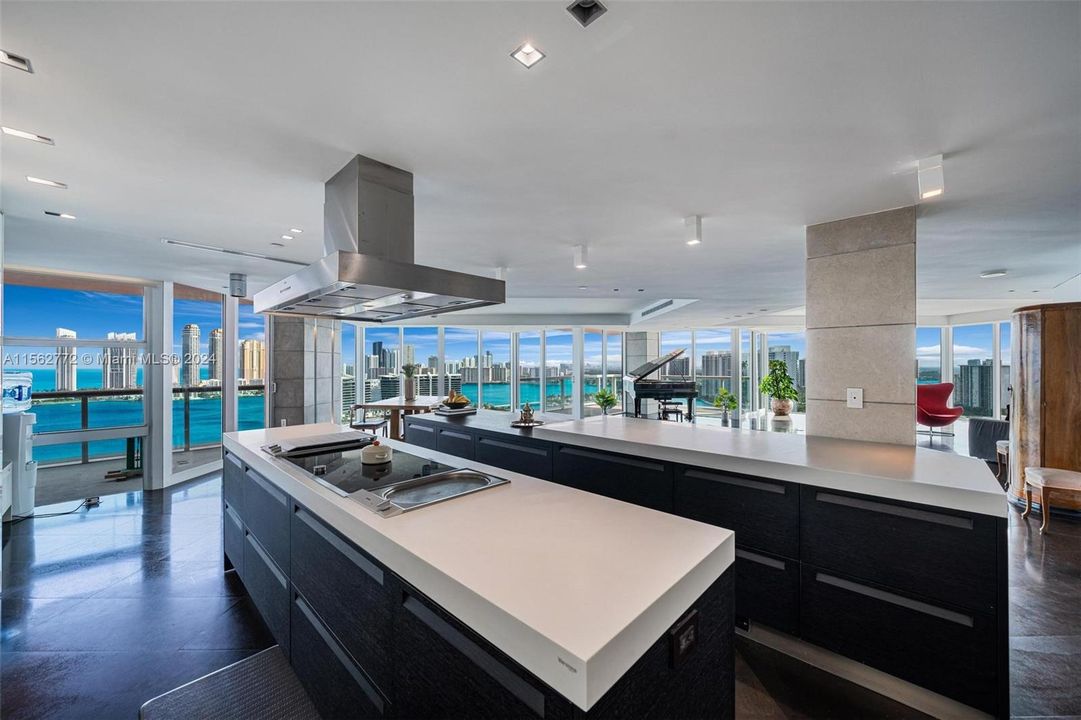 For Sale: $3,500,000 (4 beds, 4 baths, 4080 Square Feet)