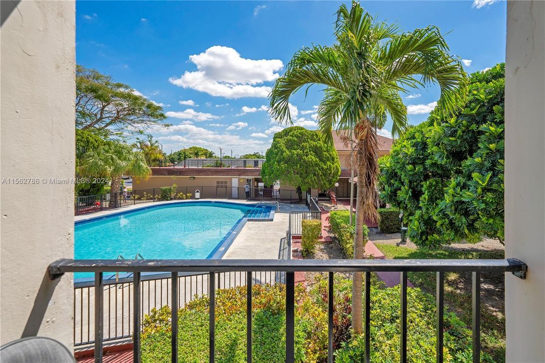 Recently Rented: $1,750 (1 beds, 1 baths, 635 Square Feet)