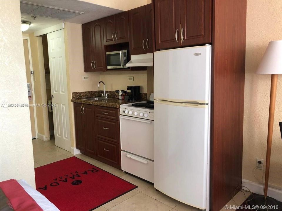 For Sale: $160,000 (0 beds, 1 baths, 360 Square Feet)