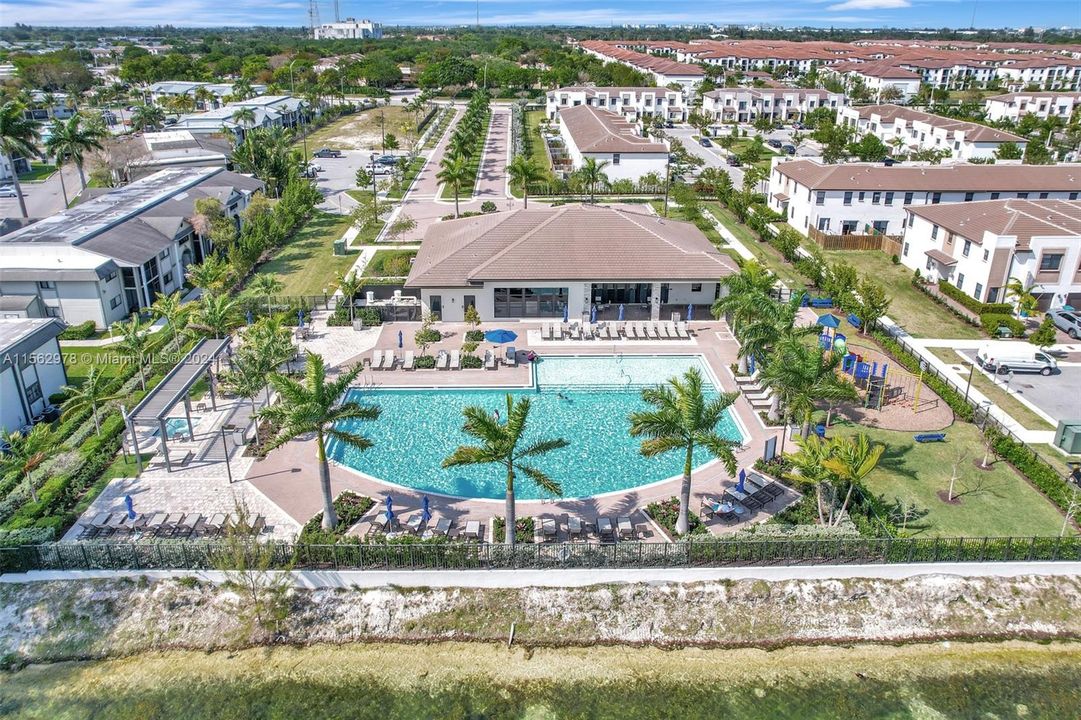 Recently Sold: $535,950 (3 beds, 2 baths, 1478 Square Feet)