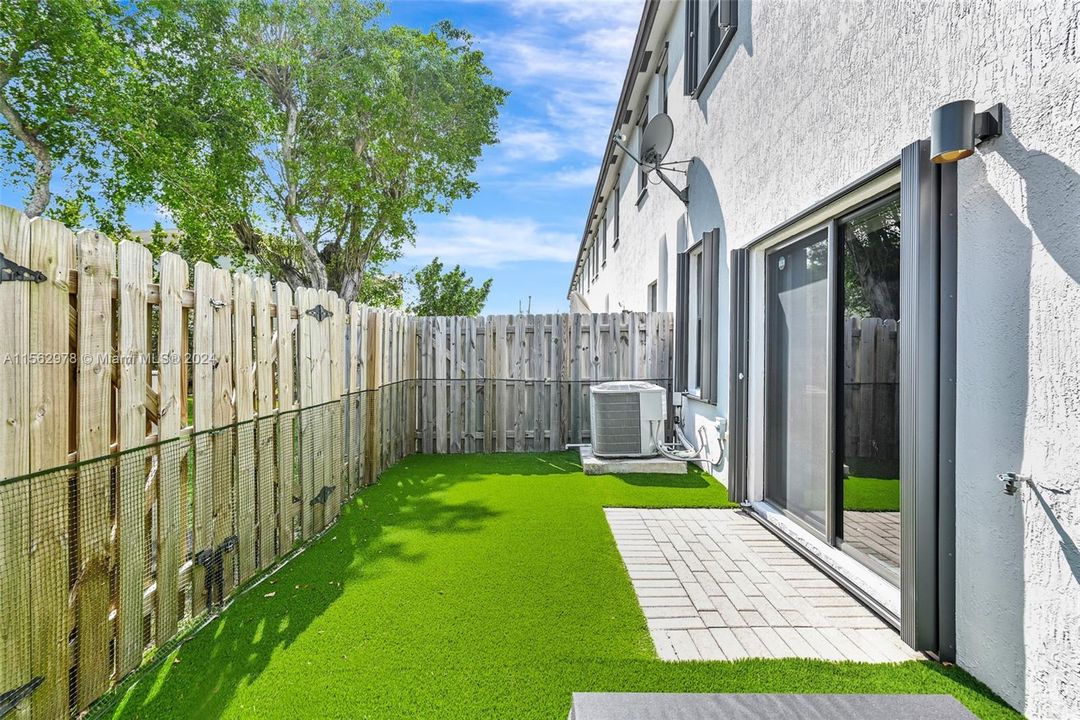 Recently Sold: $535,950 (3 beds, 2 baths, 1478 Square Feet)