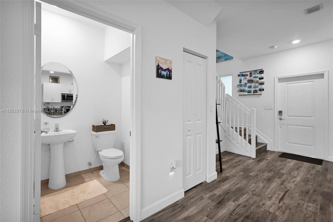 Recently Sold: $535,950 (3 beds, 2 baths, 1478 Square Feet)