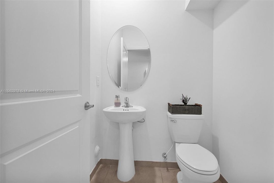 Recently Sold: $535,950 (3 beds, 2 baths, 1478 Square Feet)