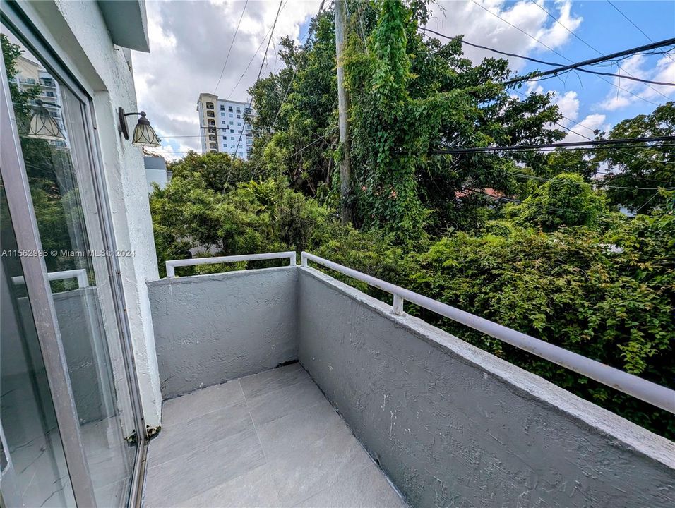 Vendido Recientemente: $460,000 (2 camas, 1 baños, 1169 Pies cuadrados)