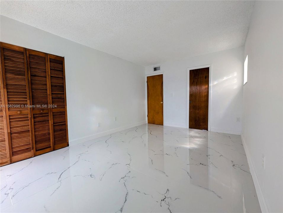 Vendido Recientemente: $460,000 (2 camas, 1 baños, 1169 Pies cuadrados)