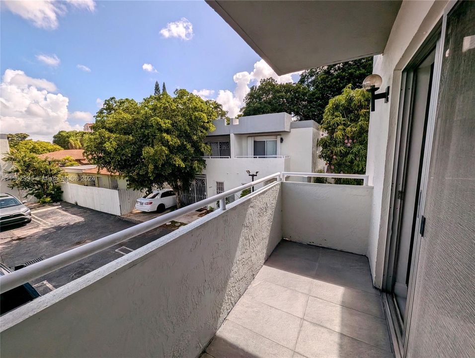 Vendido Recientemente: $460,000 (2 camas, 1 baños, 1169 Pies cuadrados)