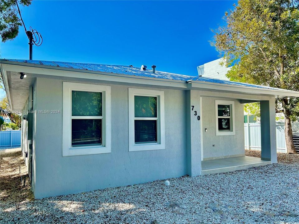 Recently Rented: $3,500 (3 beds, 2 baths, 1260 Square Feet)