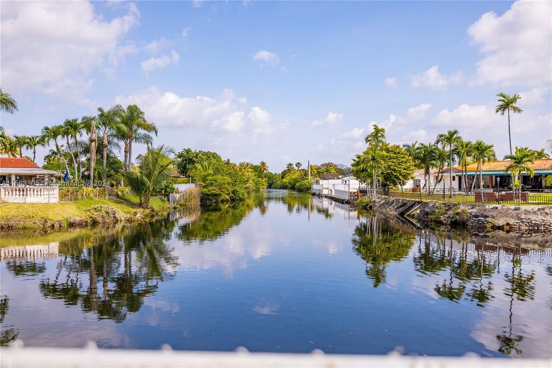 Active With Contract: $695,000 (5 beds, 3 baths, 2620 Square Feet)