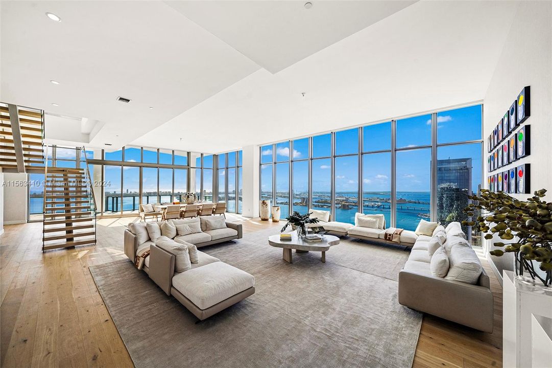 For Sale: $9,950,000 (6 beds, 8 baths, 8434 Square Feet)