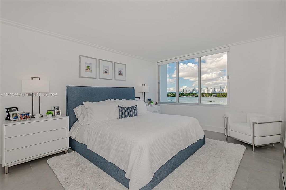 Recently Sold: $599,000 (1 beds, 1 baths, 852 Square Feet)