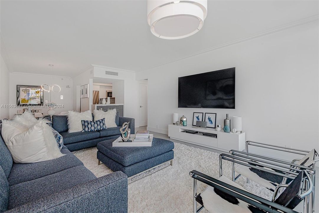 Recently Sold: $599,000 (1 beds, 1 baths, 852 Square Feet)
