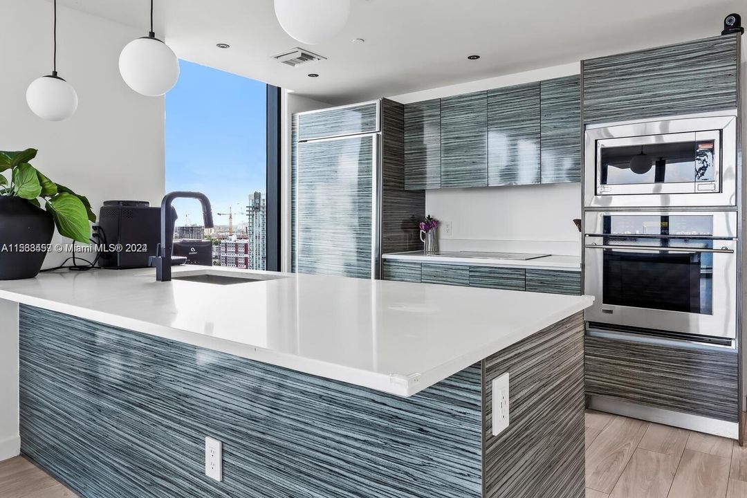 Recently Rented: $7,500 (3 beds, 2 baths, 1395 Square Feet)