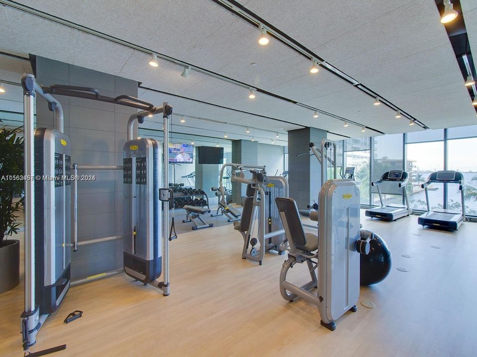 Recently Rented: $7,500 (3 beds, 2 baths, 1395 Square Feet)